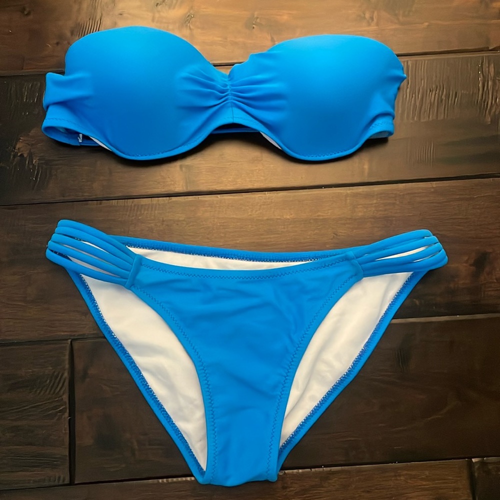 blue bikini